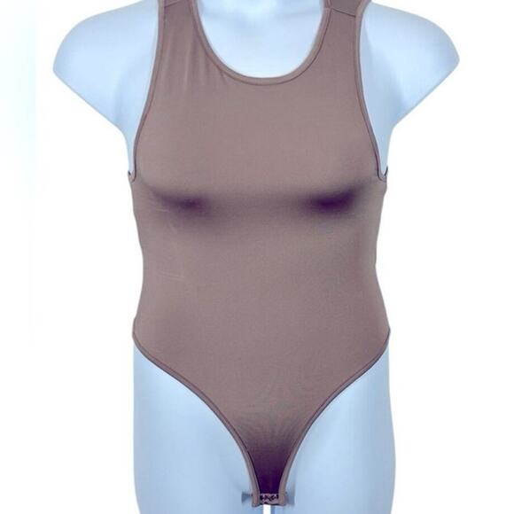 Forever 21 Tan Smooth Thong Bodysuit Size Small – High Neck, Muscle Tank - Picture 10 of 11
